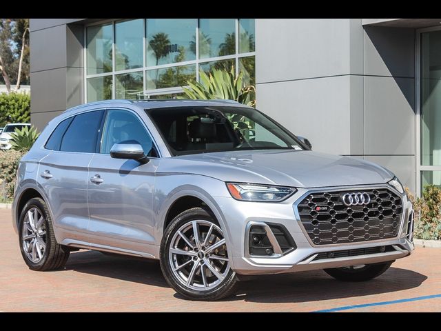 2023 Audi SQ5 Premium Plus