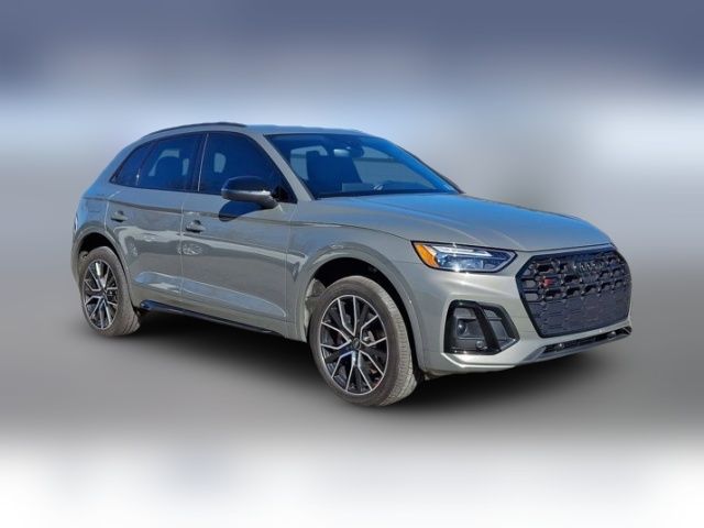 2023 Audi SQ5 Premium Plus