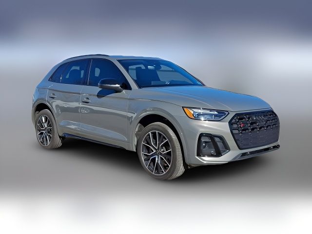 2023 Audi SQ5 Premium Plus