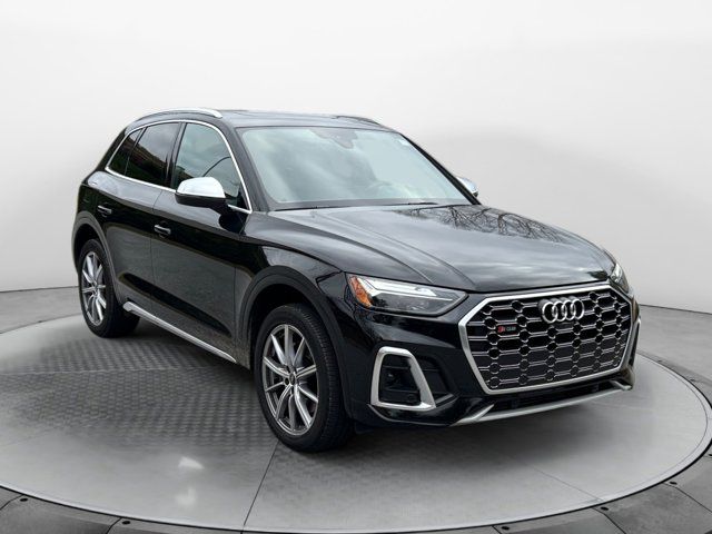 2023 Audi SQ5 Premium Plus