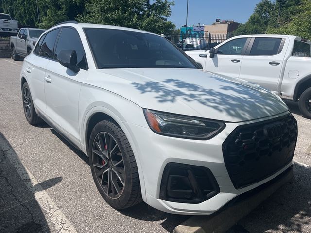 2023 Audi SQ5 Premium Plus