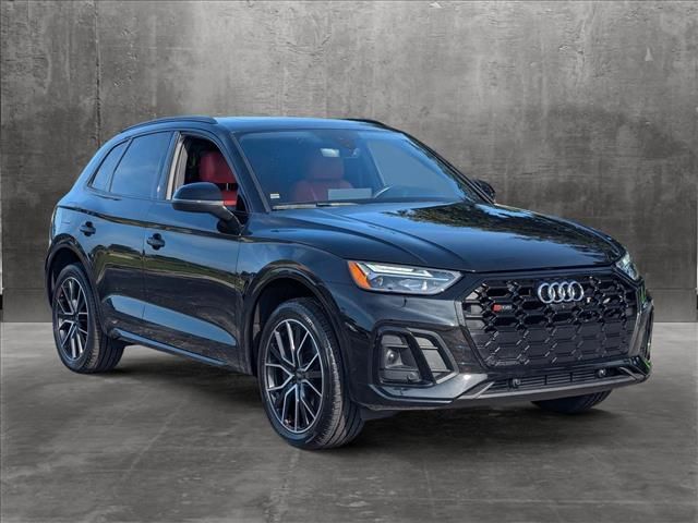 2023 Audi SQ5 Premium Plus