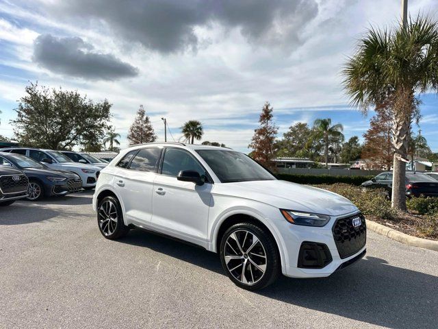 2023 Audi SQ5 Premium Plus