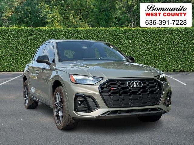 2023 Audi SQ5 Premium Plus