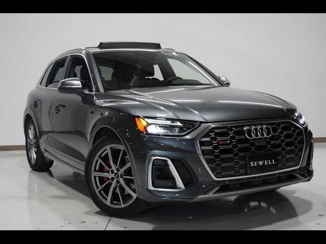 2023 Audi SQ5 Premium Plus