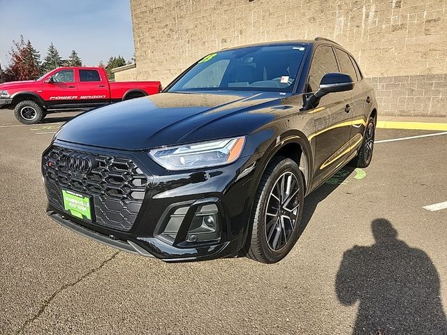 2023 Audi SQ5 Premium Plus