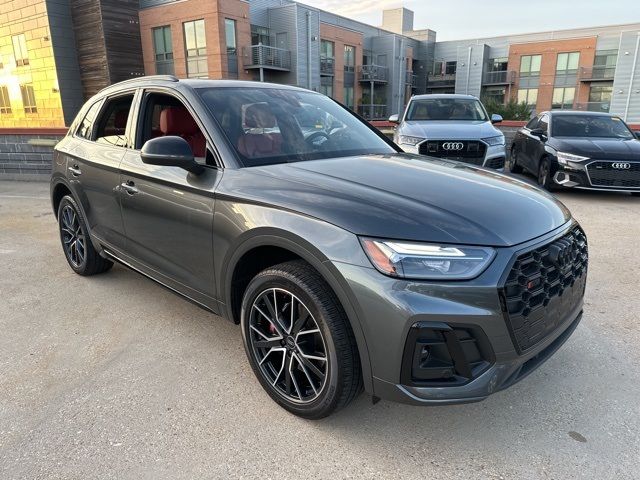 2023 Audi SQ5 Premium Plus