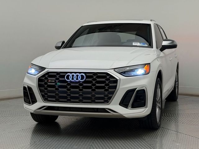 2023 Audi SQ5 Premium Plus