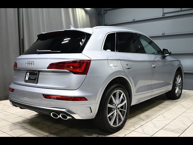 2023 Audi SQ5 Premium Plus