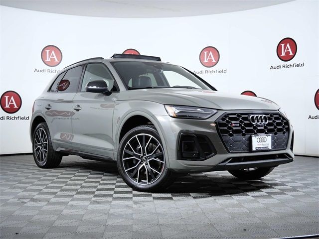 2023 Audi SQ5 Premium Plus