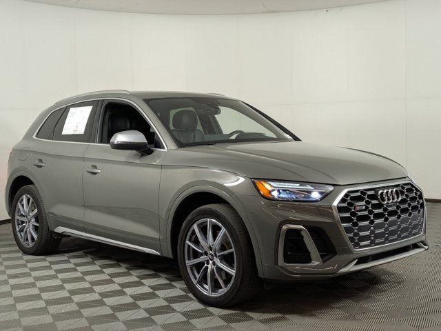 2023 Audi SQ5 Premium Plus