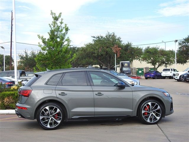 2023 Audi SQ5 Premium Plus