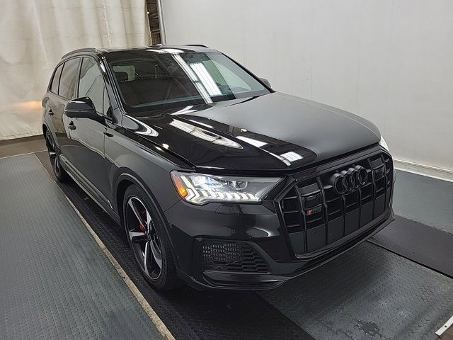 2023 Audi SQ7 Premium Plus