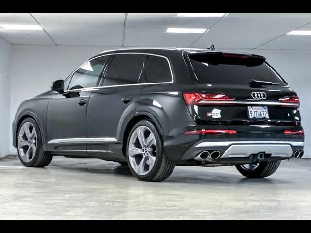 2023 Audi SQ7 Premium Plus