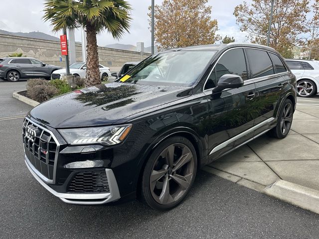 2023 Audi SQ7 Premium Plus