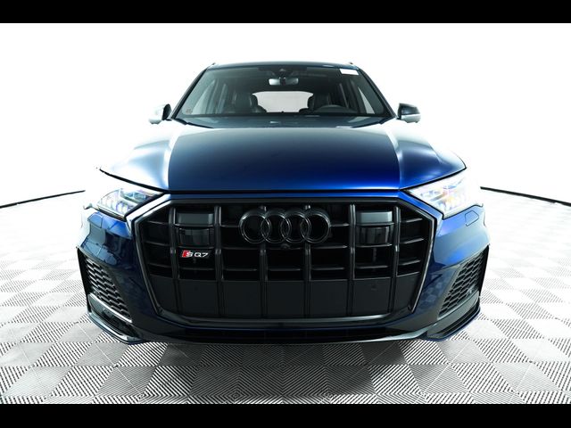 2023 Audi SQ7 Premium Plus