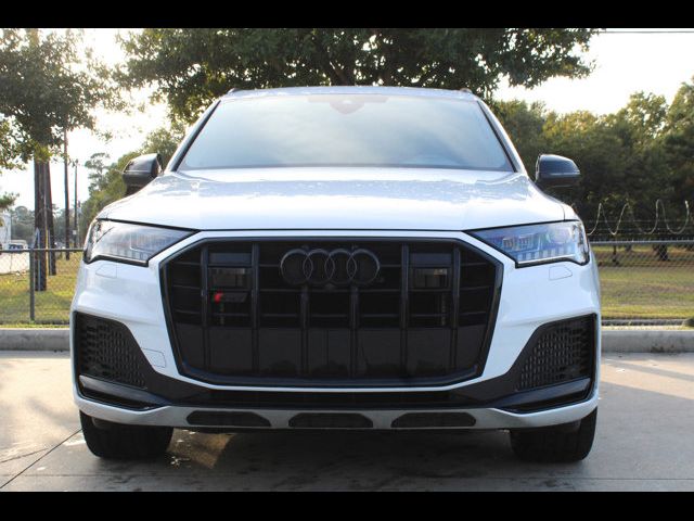 2023 Audi SQ7 Premium Plus