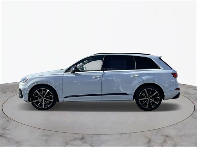 2023 Audi SQ7 Premium Plus