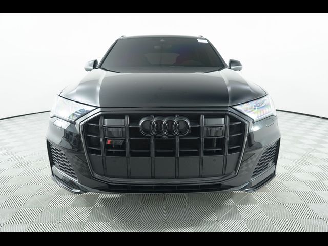 2023 Audi SQ7 Premium Plus