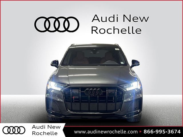 2023 Audi SQ7 Premium Plus
