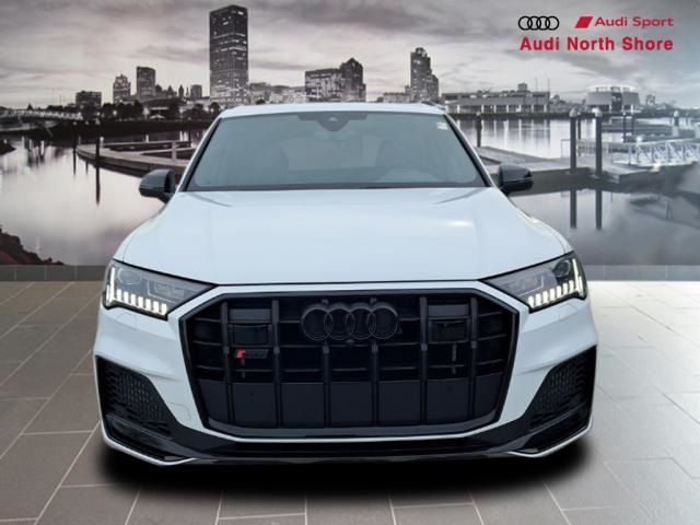 2023 Audi SQ7 Premium Plus