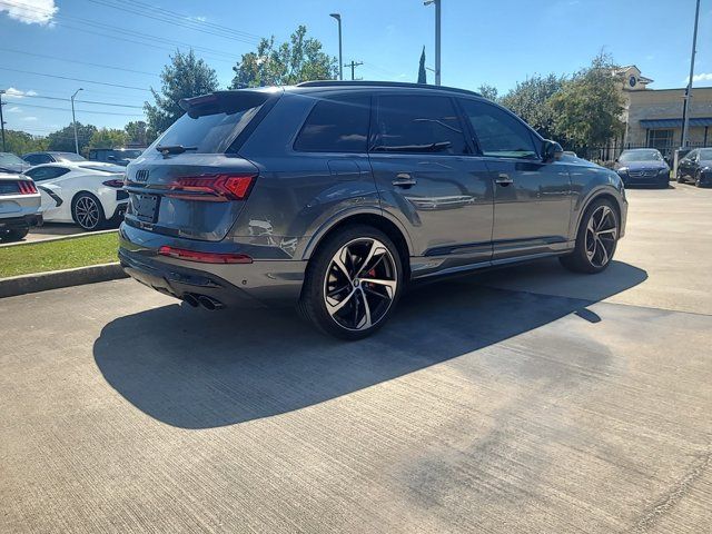 2023 Audi SQ7 Prestige