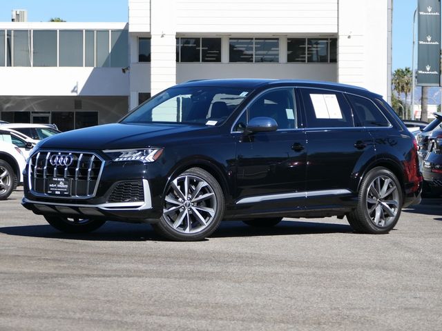 2023 Audi SQ7 Prestige