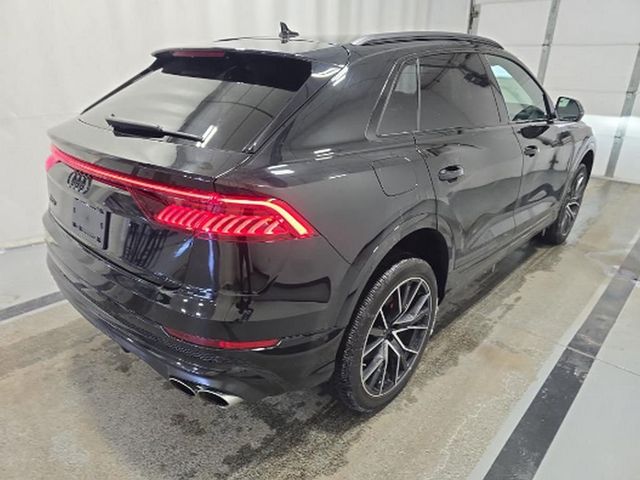 2023 Audi SQ8 Premium Plus