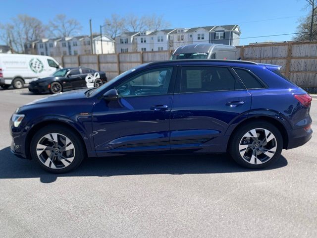 2023 Audi e-tron Premium