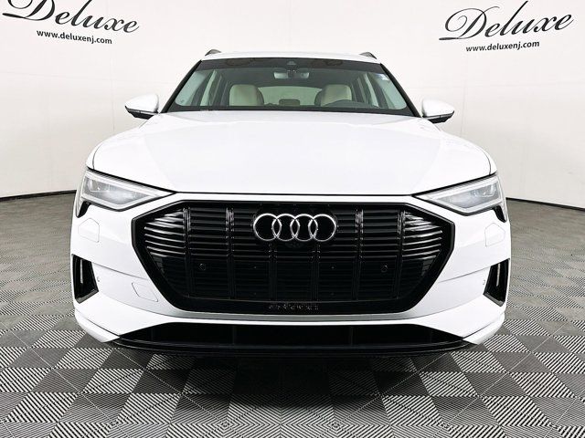 2023 Audi e-tron Premium