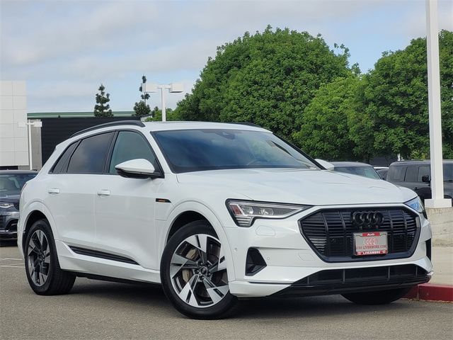 2023 Audi e-tron Premium