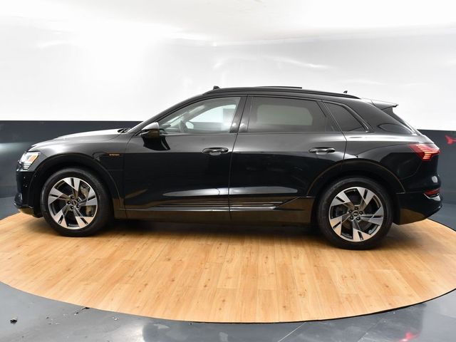 2023 Audi e-tron Premium