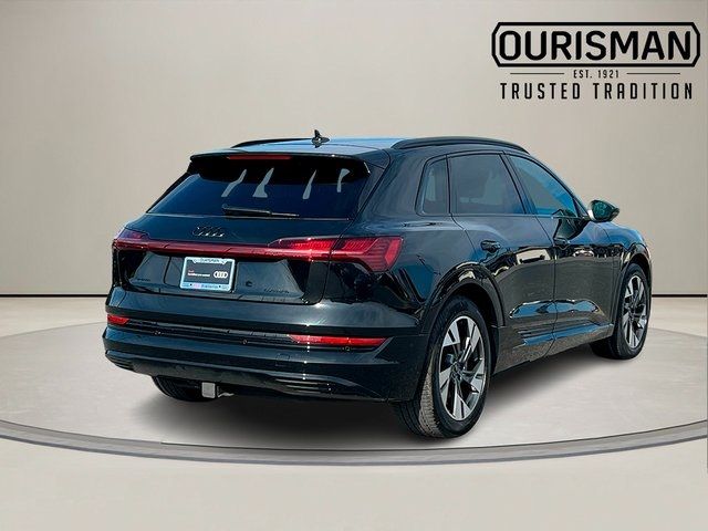 2023 Audi e-tron Premium