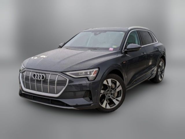 2023 Audi e-tron Premium Plus