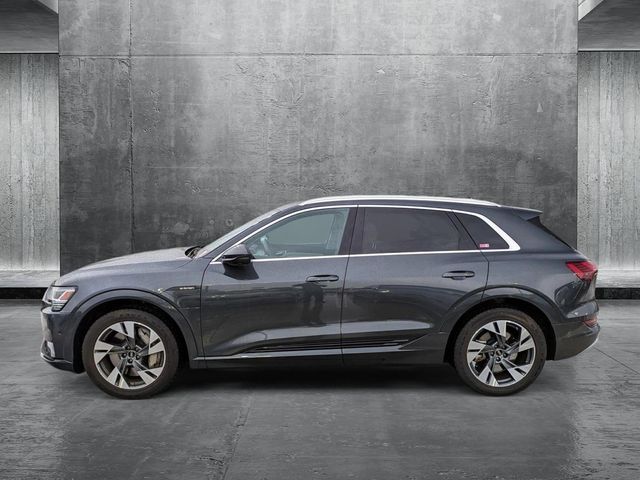 2023 Audi e-tron Premium Plus