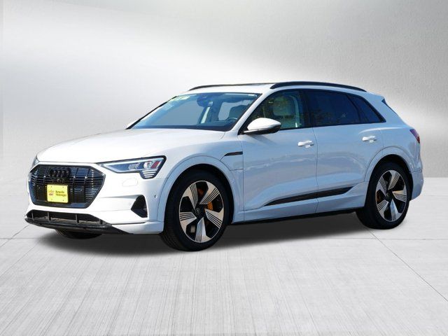 2023 Audi e-tron Premium Plus