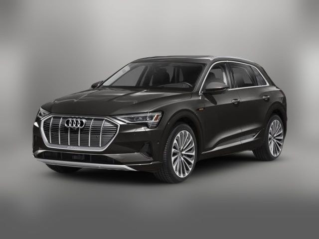 2023 Audi e-tron Premium Plus