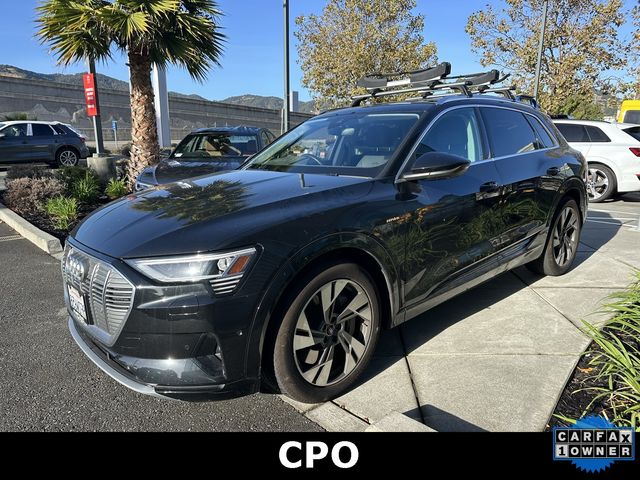 2023 Audi e-tron Premium Plus