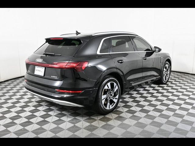 2023 Audi e-tron Premium Plus