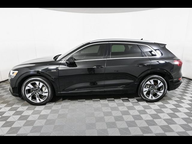 2023 Audi e-tron Premium Plus