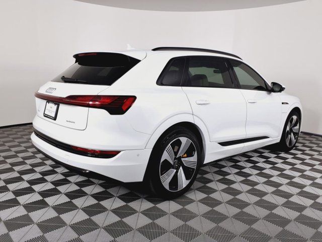 2023 Audi e-tron Premium Plus