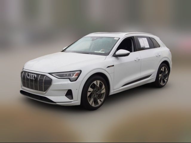 2023 Audi e-tron Premium Plus