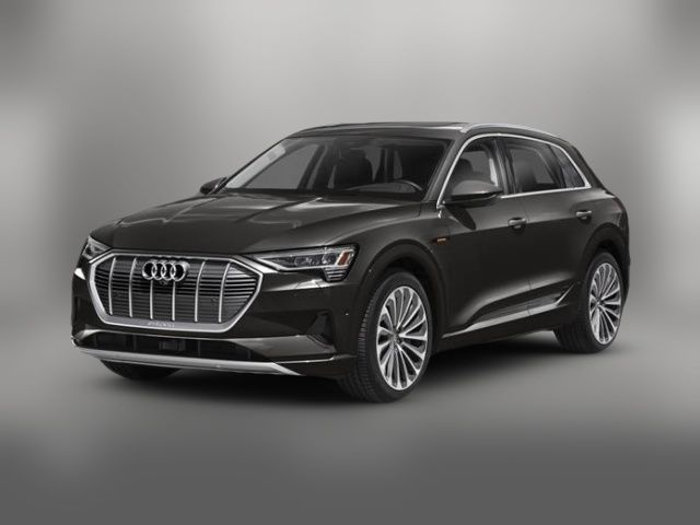 2023 Audi e-tron Premium Plus