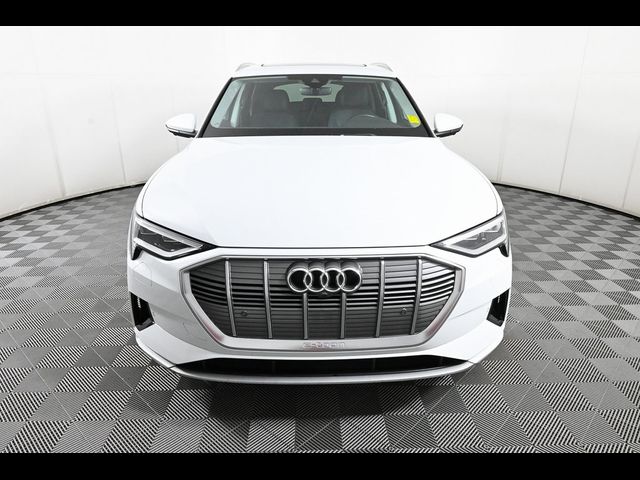 2023 Audi e-tron Premium Plus
