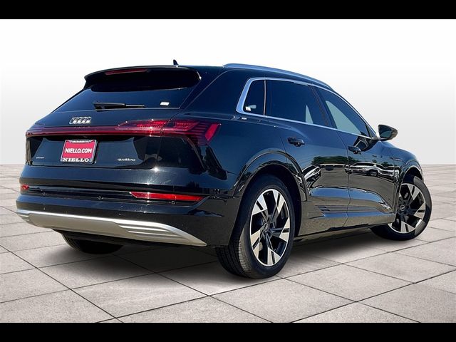 2023 Audi e-tron Premium Plus