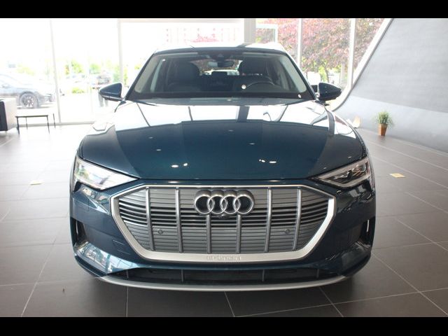 2023 Audi e-tron Premium Plus