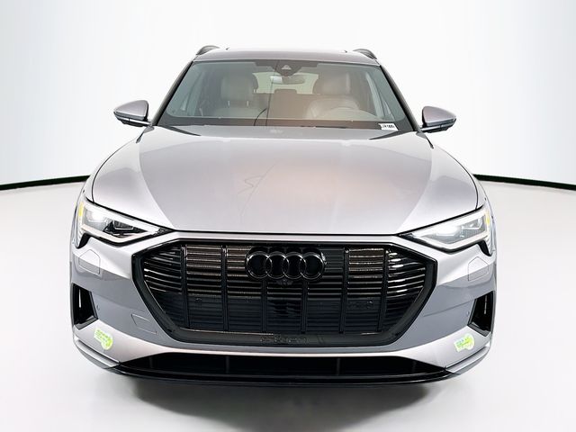 2023 Audi e-tron Premium