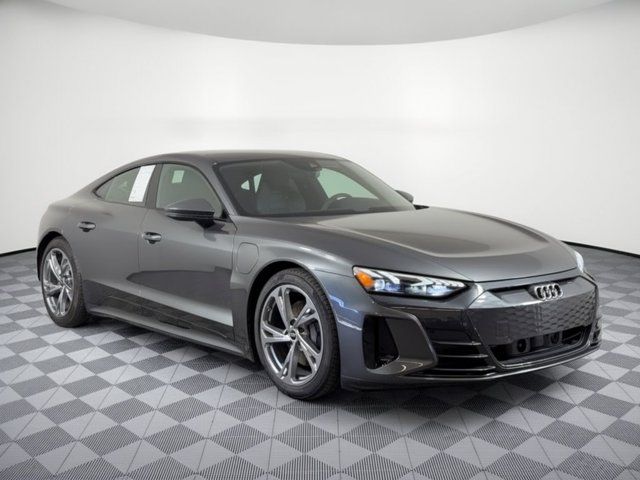 2023 Audi e-tron GT Premium Plus