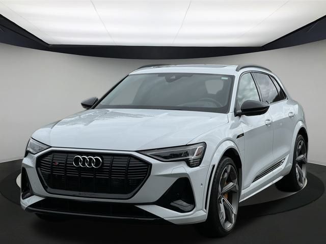 2023 Audi e-tron S Prestige