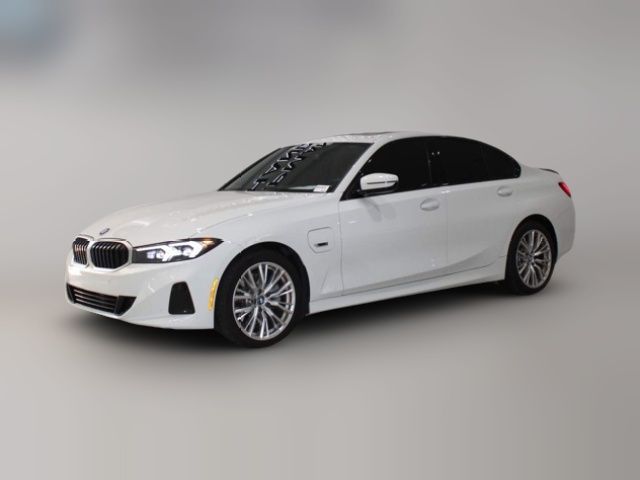2023 BMW 3 Series 330e